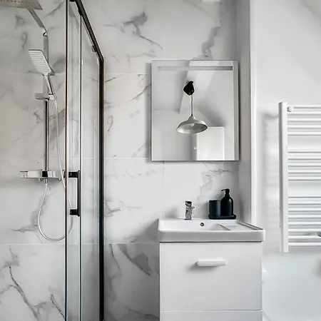 Lumineux T2 Renove, Fibre, Calme Et Hyper-centre Daire *